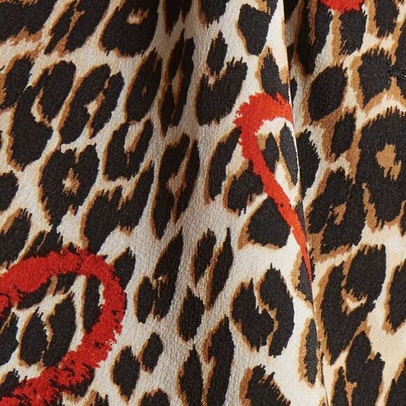 Equipment Adalyn Leopard Heart Print Silk Shirt Natural Ginseng Size XS - Picture 6 of 12